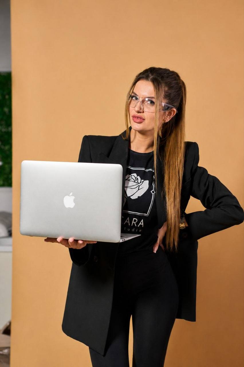 Директорка BACCARA Beauty Studio